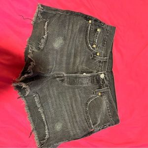 black jean levi shorts